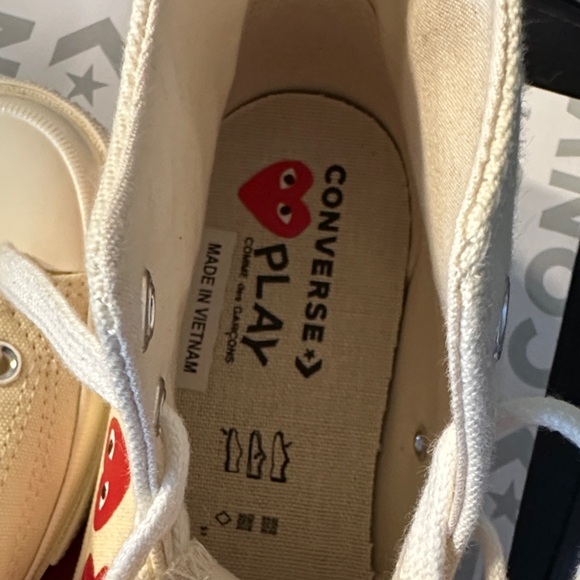 Converse Comme des Garçons Cream High-Tops with Red Heart Pattern - Picture 5 of 9